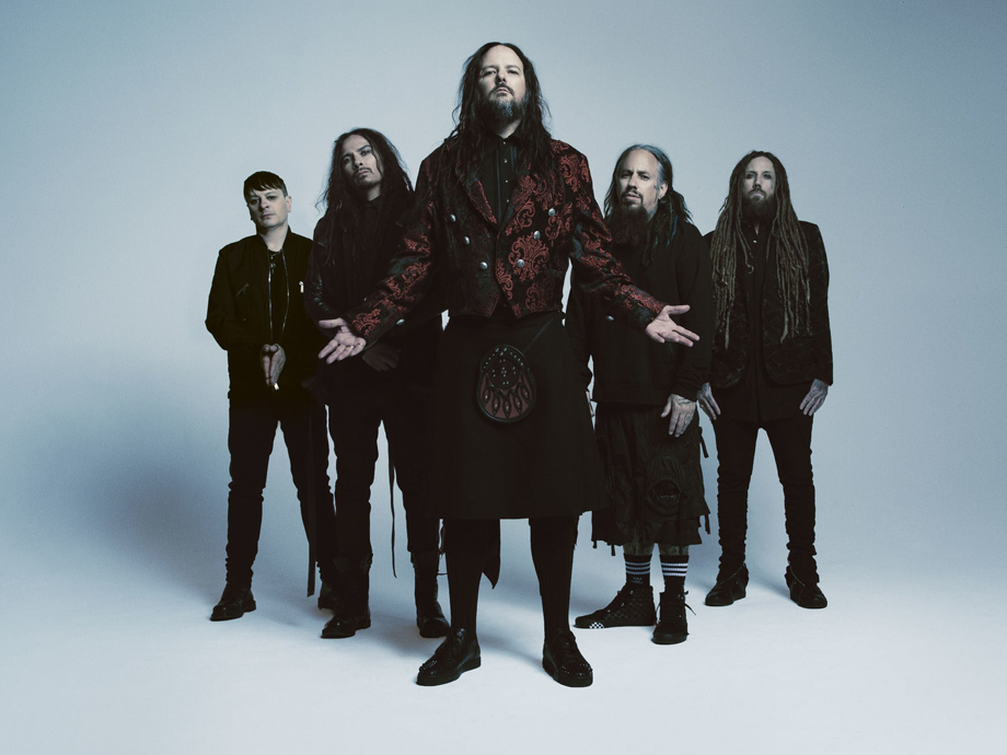 tour korn